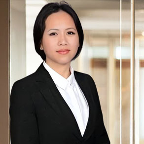 immigration lawyer